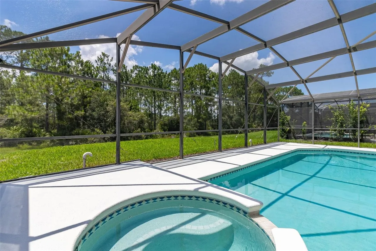 Pool & Lanai