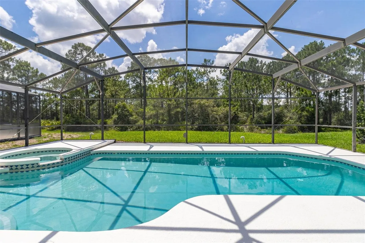 Pool & Lanai